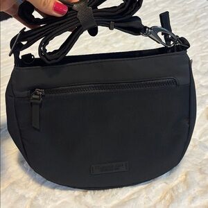 Travelon Anti-Theft Black Crossbody Bag